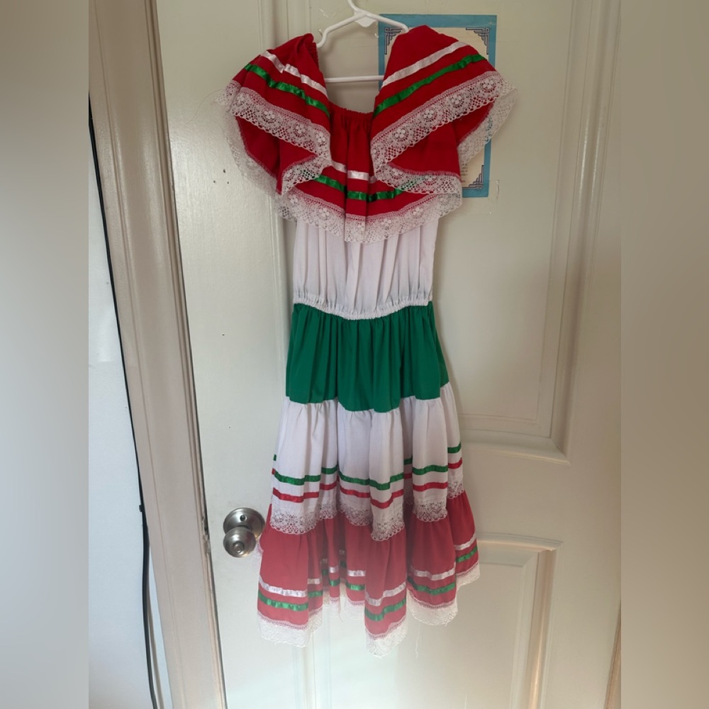 Traditional Mexican girls dress size L